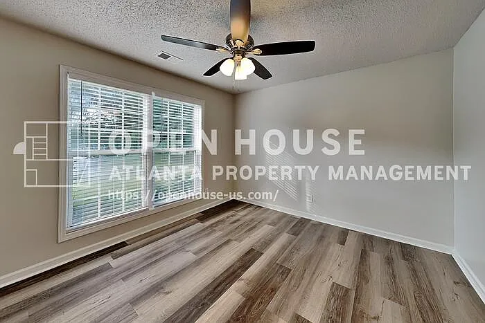1151 Paiute Ct — Photo 5