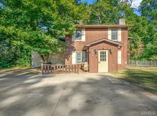 153 Chester St, Chester, IL 62233