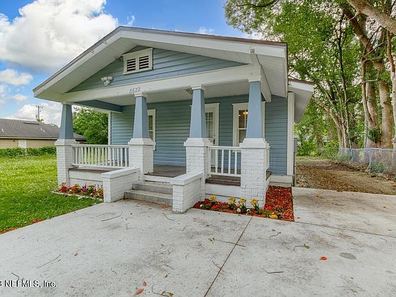 3rd image of 8622 3RD Avenue