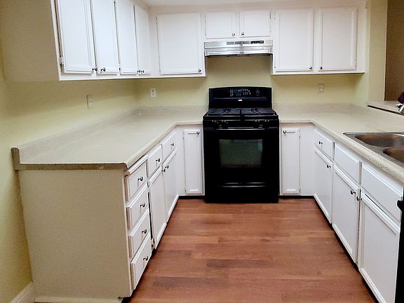 4th image of 1025 N Tippecanoe Ave Unit 237