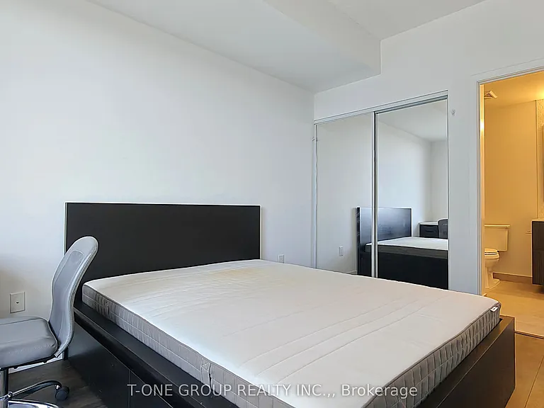 2520 Eglinton Ave W #722 — Photo 11