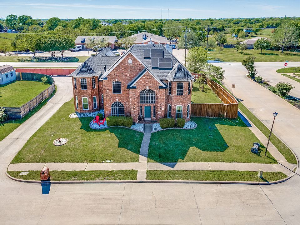 1st image of 7517 Silverthorn Dr