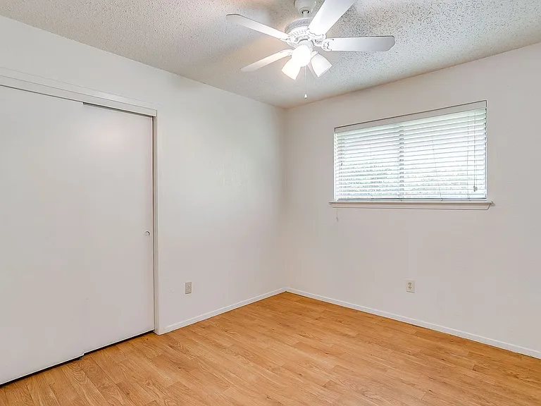 7221 Church Park Dr — Photo 15