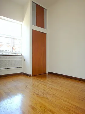 Rented by Balass Ralph, LREB | media 32