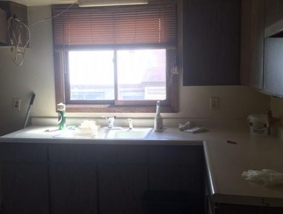 5th image of 1647 Leone Ave