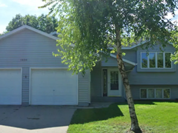 1809 Ashland Rd, New Ulm, MN 56073