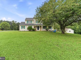 207 Veterans Dr, Nottingham, PA 19362