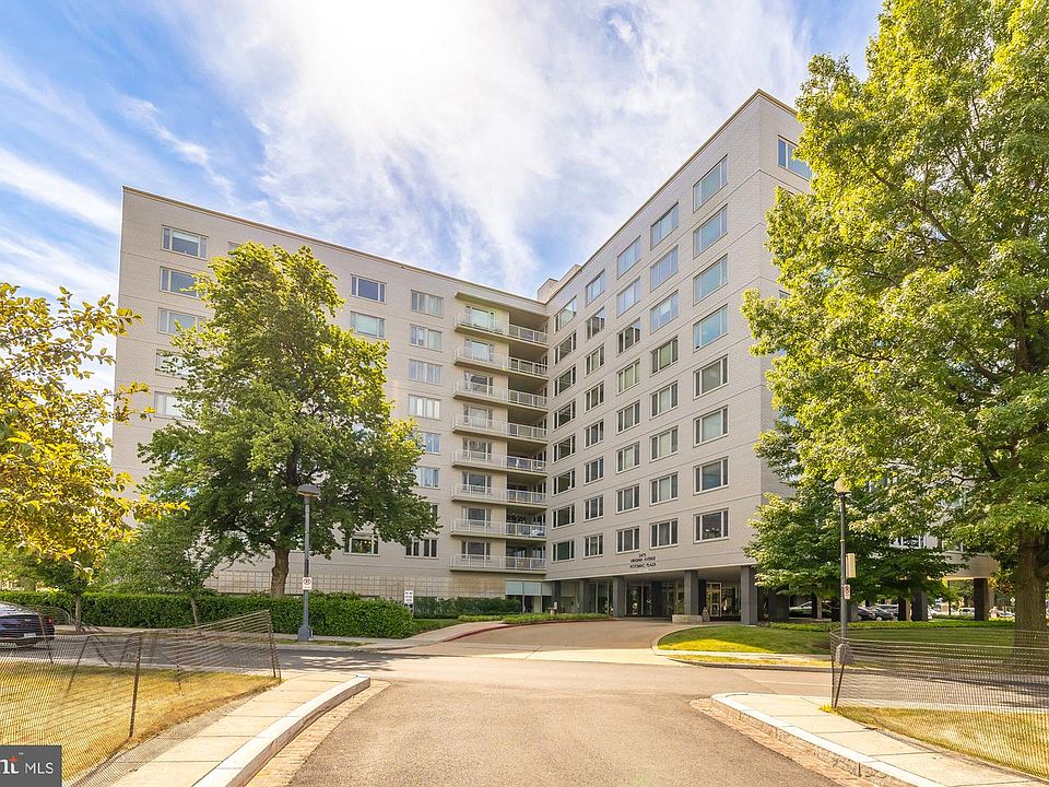 1st image of 2475 Virginia Ave NW #200/201