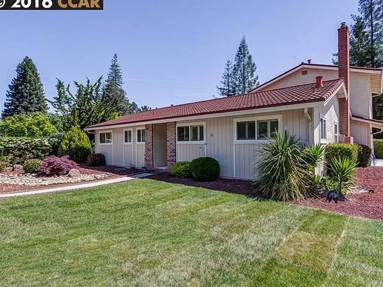Carpenter Ct — Photo 1