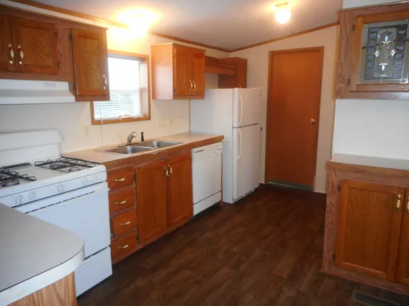 38600 Abilene Dr #76, Romulus, MI 48174