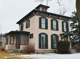 1003 B Ave, Vinton, IA 52349