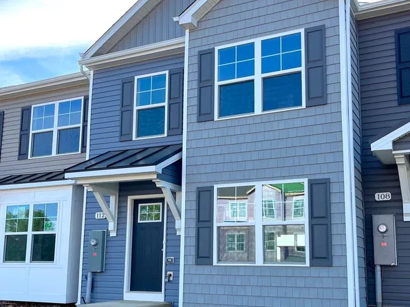 112 Olga Dr, Martinsburg, WV 25403