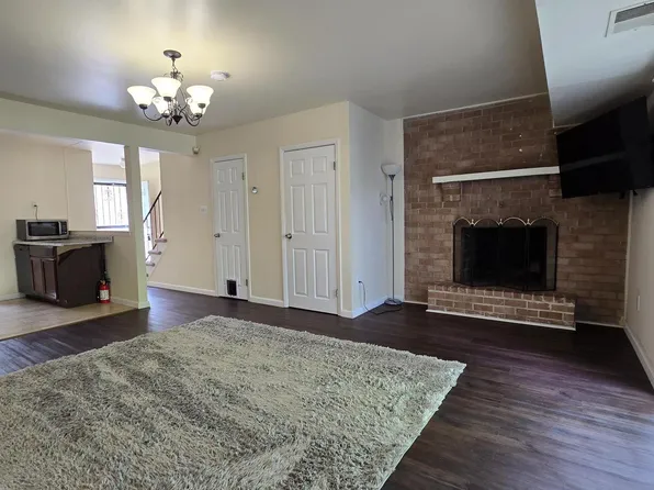 266 La Cascata Tnhs, Clementon, NJ 08021