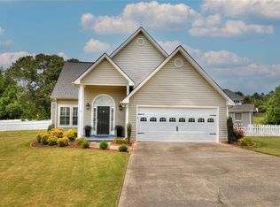 13 Bluegrass Cv NE, Cartersville, GA 30121