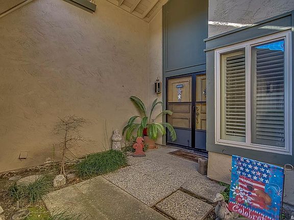 3rd image of 6405 Embarcadero Dr