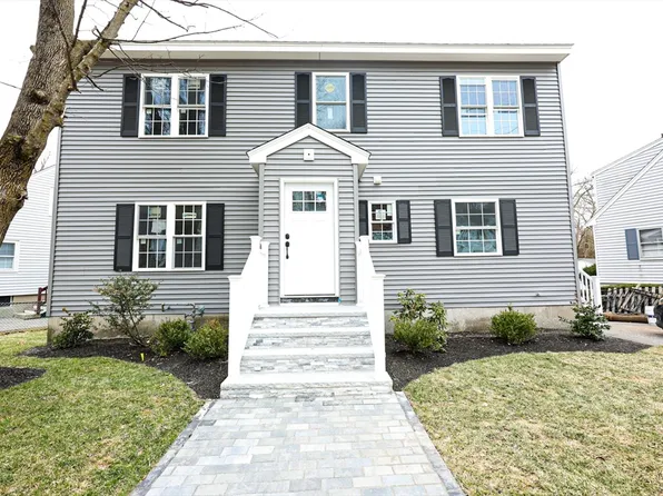 120 Windham Rd, Hyde Park, MA 02136