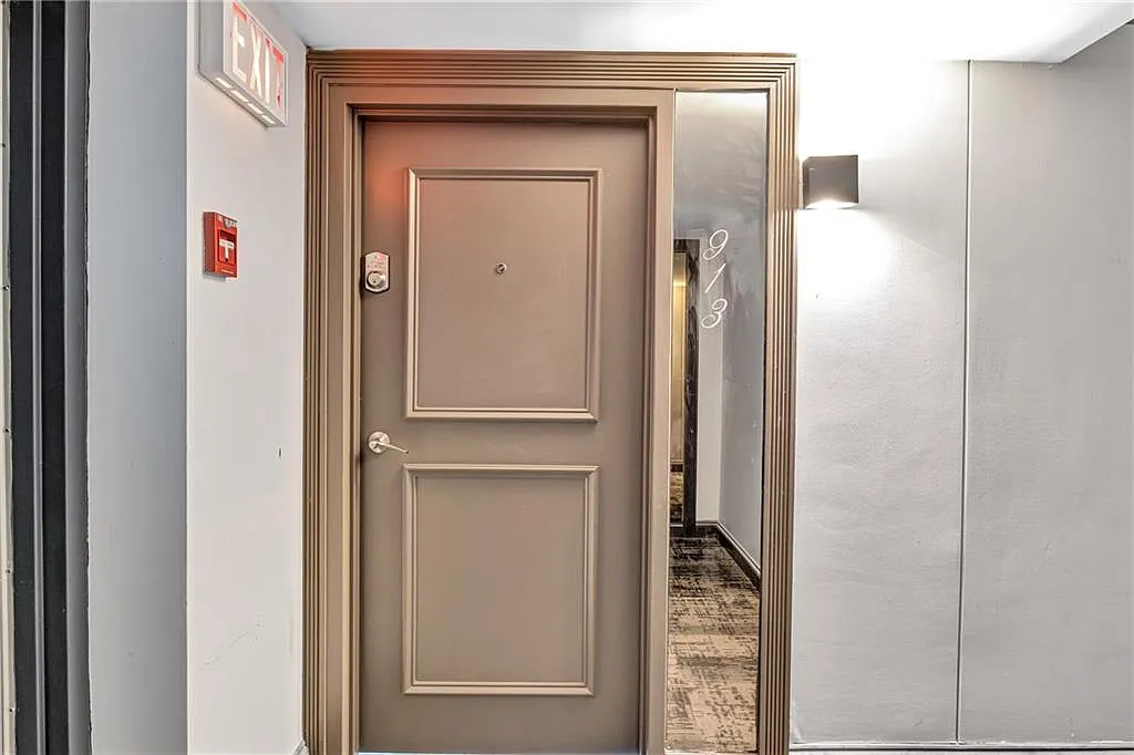 2 bed, 2.0 bath, 1120 sqft, $3,400 — Photo 4