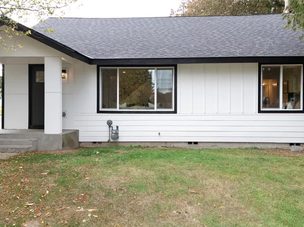 404 SW 120th Street, Seattle, WA 98146