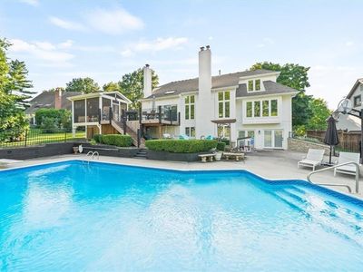 12509 King St, Overland Park, KS, 66213