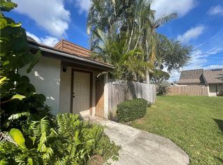 4155 Palm Bay Cir APT B, West Palm Beach, FL 33406