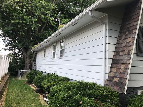 3rd image of 3693 2nd Street Ct