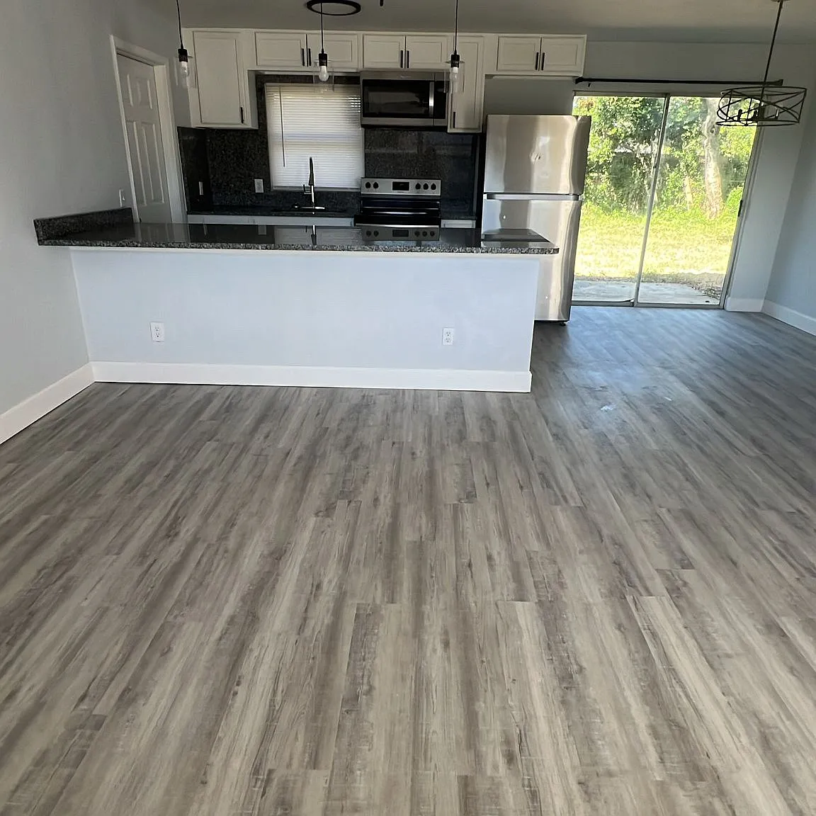 3 bed, 1528 sqft, $1,900 — Photo 2