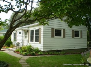 306 29th Ave N, Clinton, IA 52732