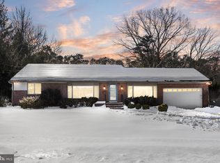 136 Paradise Dr, Voorhees, NJ 08043