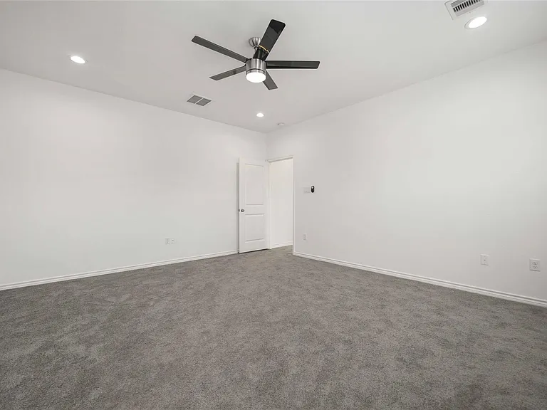4406 Sterling St #B — Photo 20