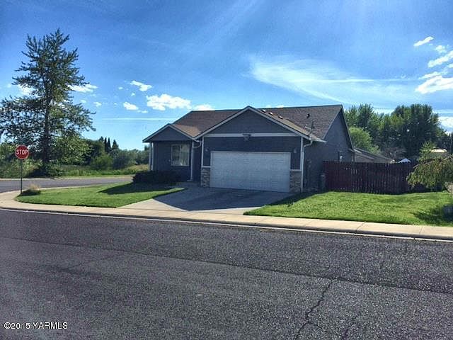 1st image of 300 Concord Ln