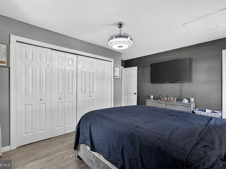 19 Earnshaw Ln — Photo 13