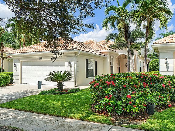 2nd image of 2068 Valencia Dr