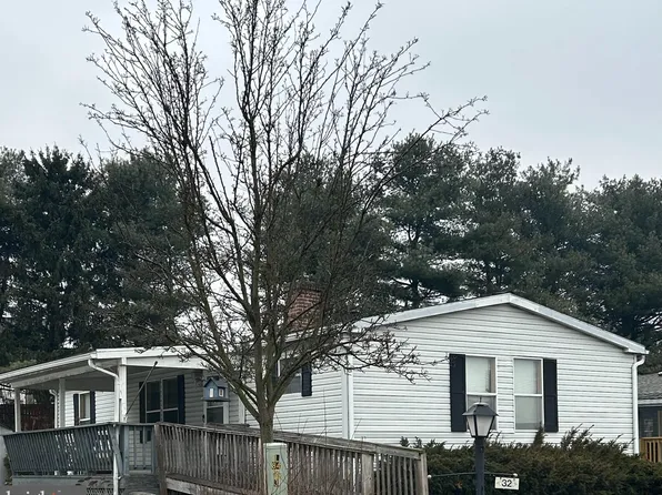 32 Rustic Dr, Shippensburg, PA 17257