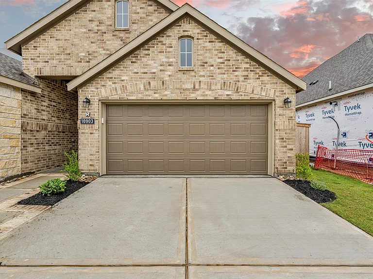 10903 Tropical Queen Ln — Photo 4