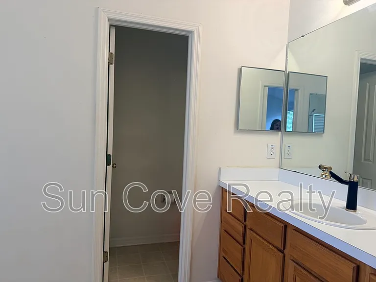 24927 Siena Dr — Photo 10