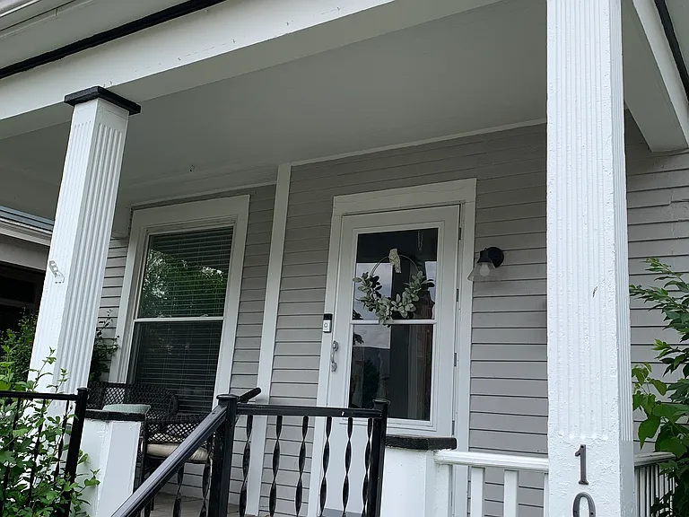 1018 Rockhill St #1 — Photo 3