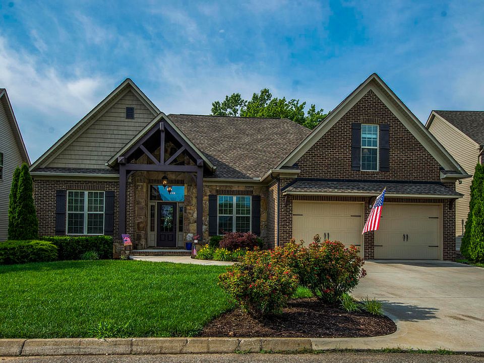 1st image of 9925 Winding Hill Ln