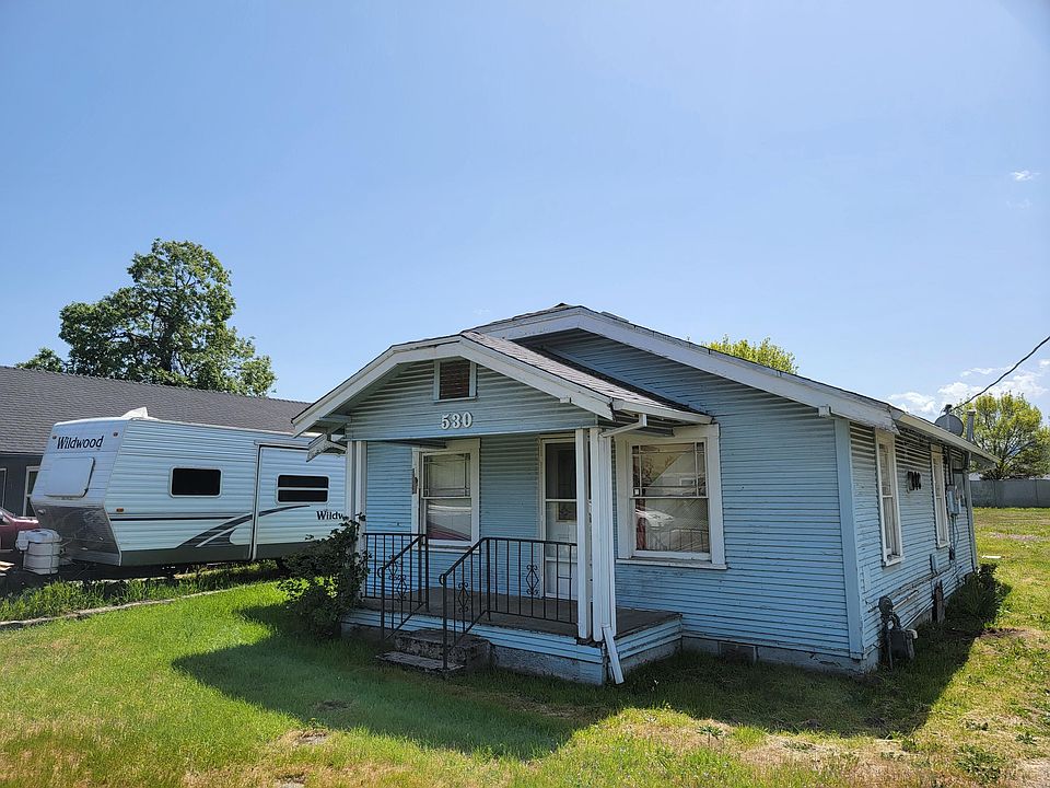 1st image of 530 Berrydale Ave