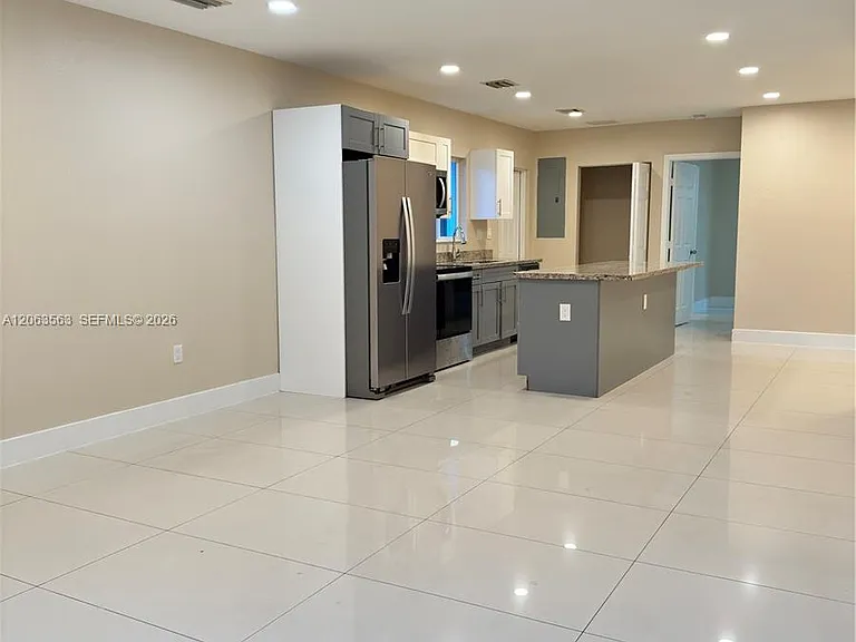 1770 NW 55th St #1 — Photo 2