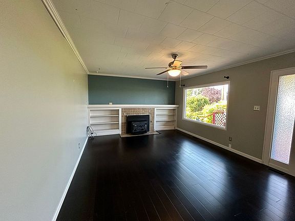 3rd image of 2516 Huron St