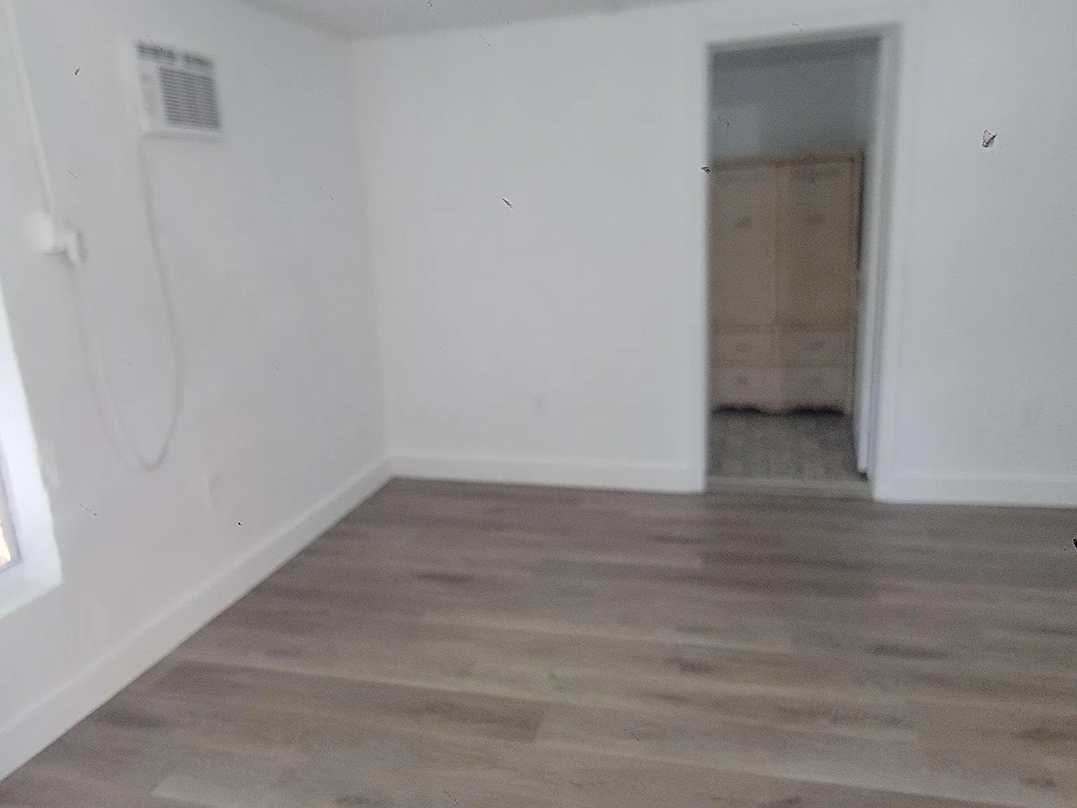 2417 Hayes St — Photo 4