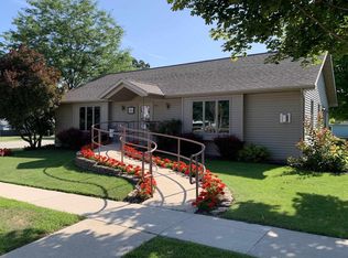 203 S Main St, Oakfield, WI 53065