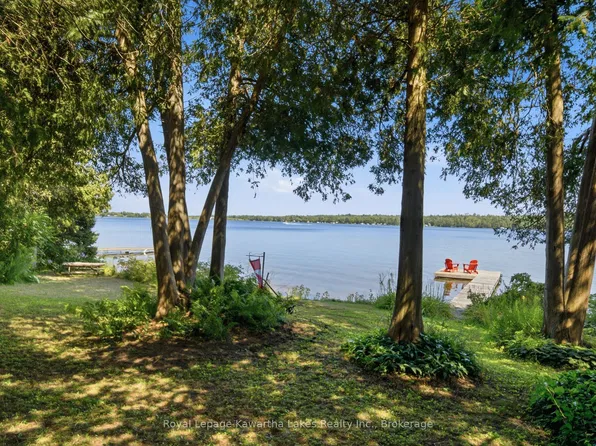 100 Pinewood Blvd, Kawartha Lakes, ON K0M 2T0