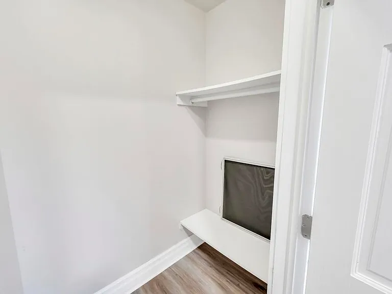 220 Grand Ave #1 — Photo 18