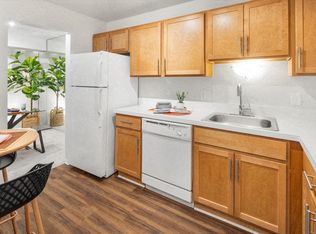 Fairmont Park Apartments, Farmington, MI 48335