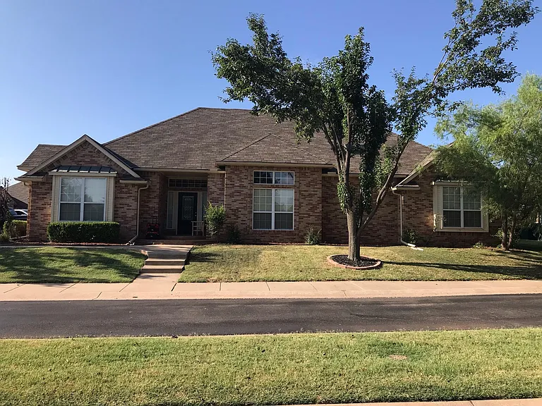 16721 Farmington Way — Photo 2