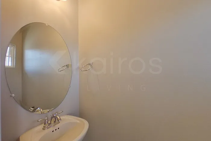 232 Long Island Dr — Photo 6