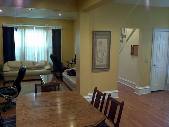 3rd image of 227 E Garfield Ave