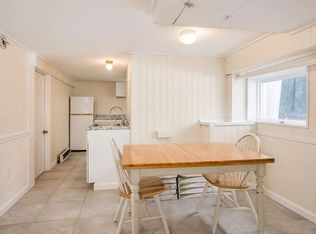 8 Woodridge Rd #A, Durham, NH 03824