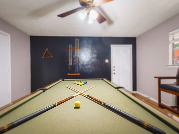 5th image of 2403 Blue Cypress Dr